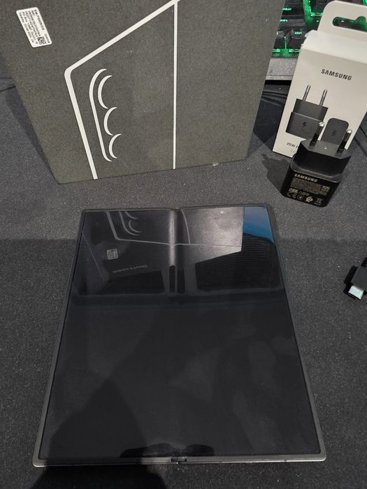 Samsung Z fold 7 256gb