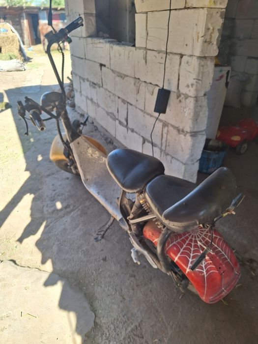 Vand scuter electric sau schimb Amara ialomita /sloblzia ialomita nu ma deplasez