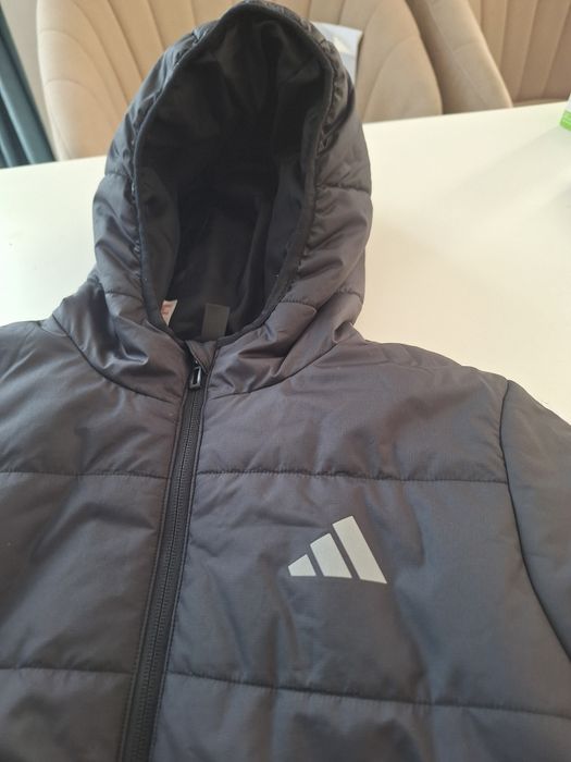 Куртка Adidas  Essentials 3-stripes padded kids б/у