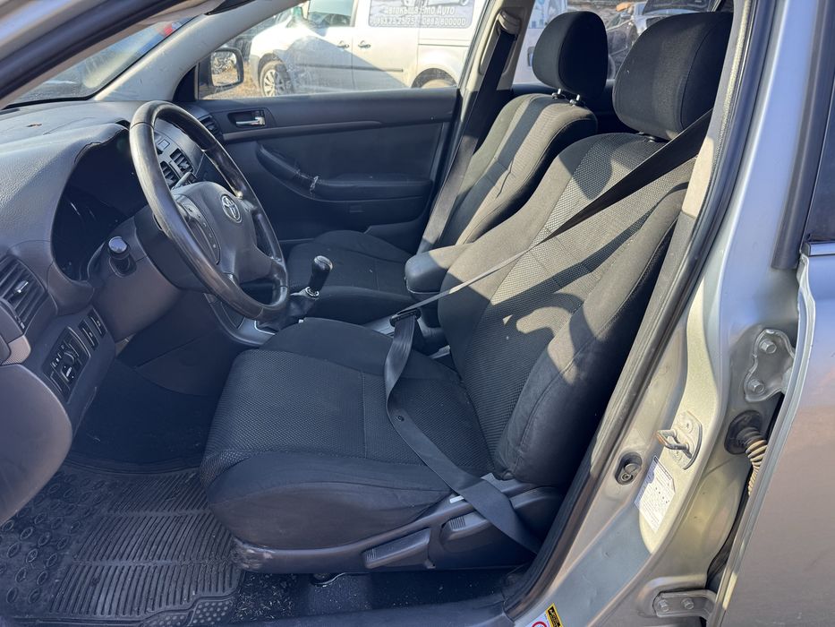 Toyota avensis 2.0 dizel само на части
