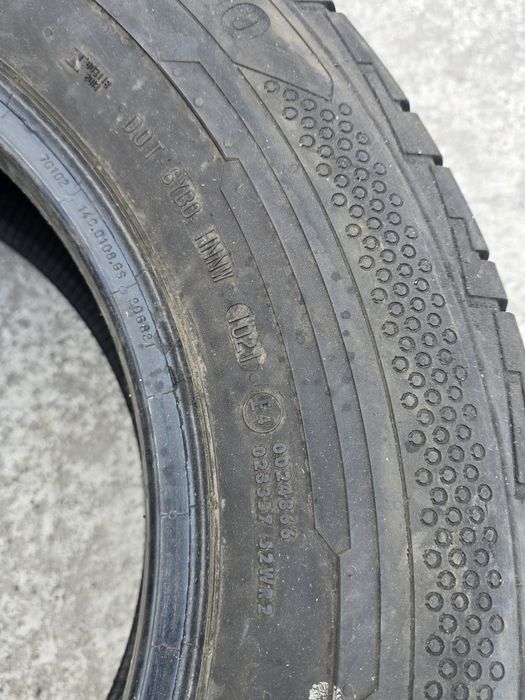 1 Брой Бусова Гума 235/65/16C Continental 6,5mm 21dot