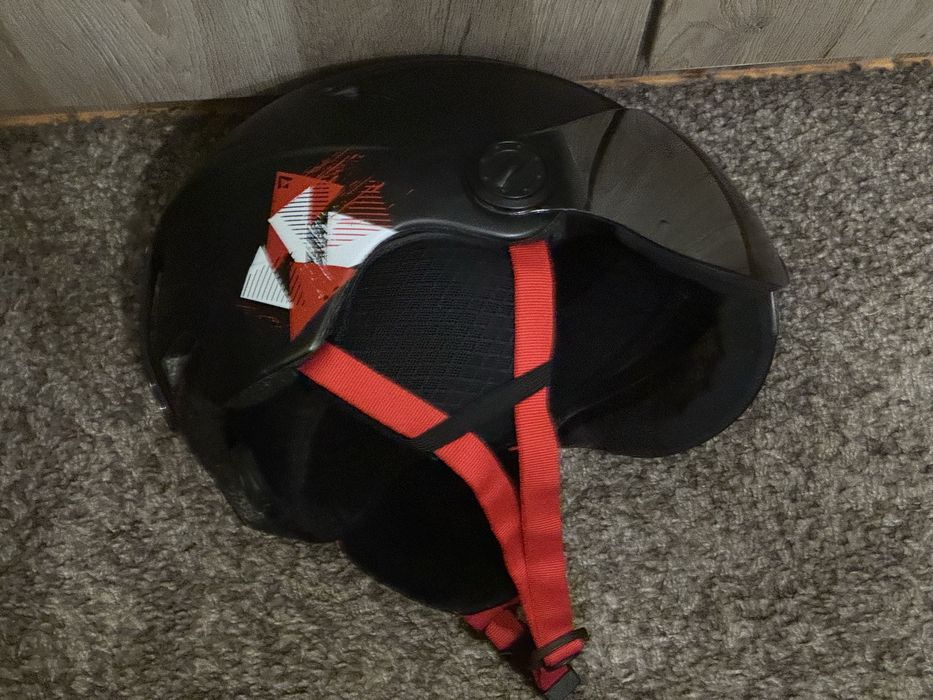 Каска за ски/сноуборд