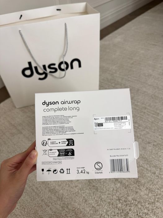 Продам дайсон сакура новый