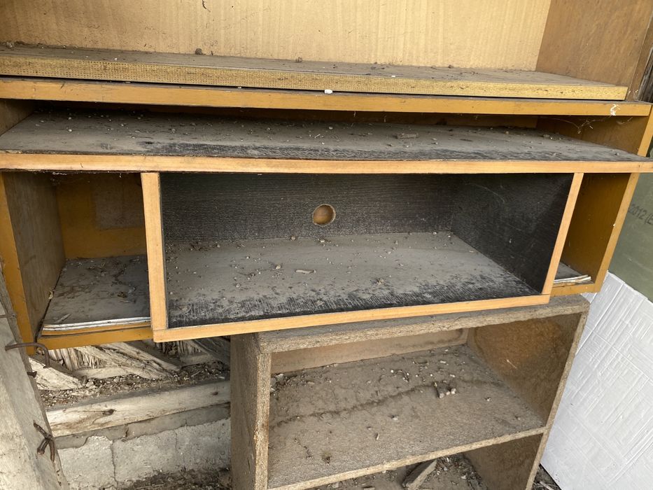 Полки по 1000 тг