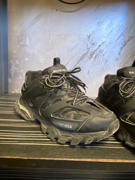 Balenciaga track