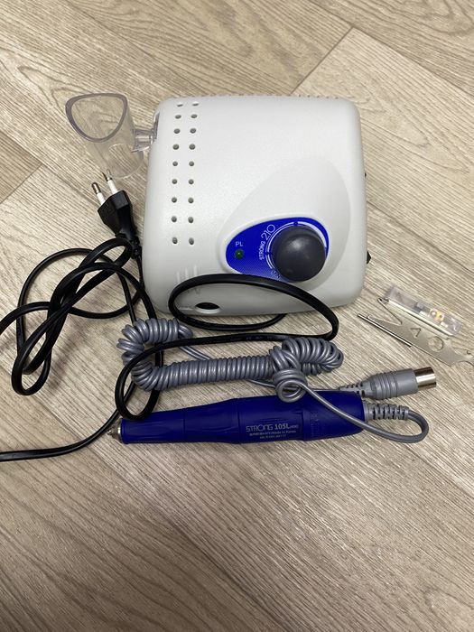 Продам маникурный-педикюрный набор