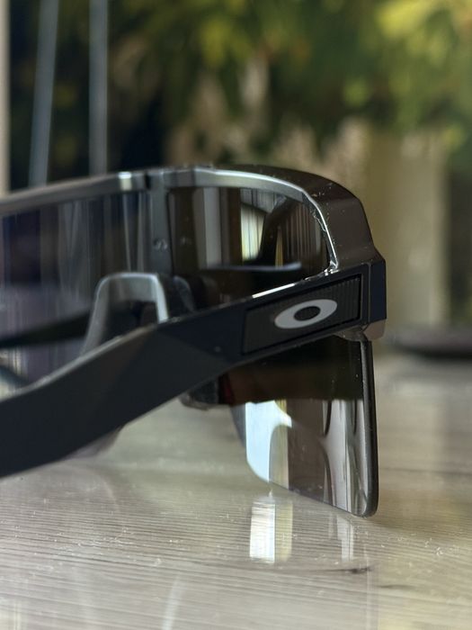 Oakley Sutro Lite S слънчеви очила