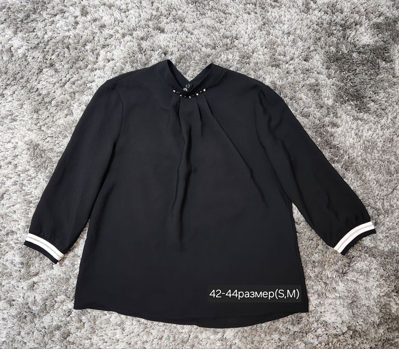 Продам блузки разные