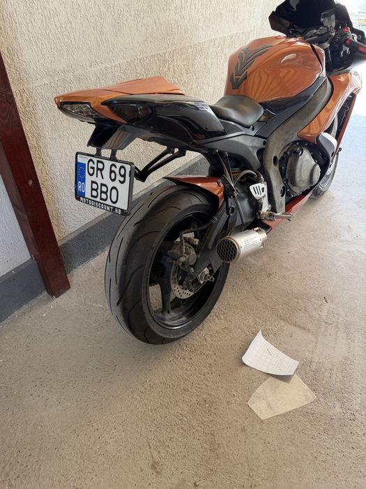 Suzuki GSX R 600 K8