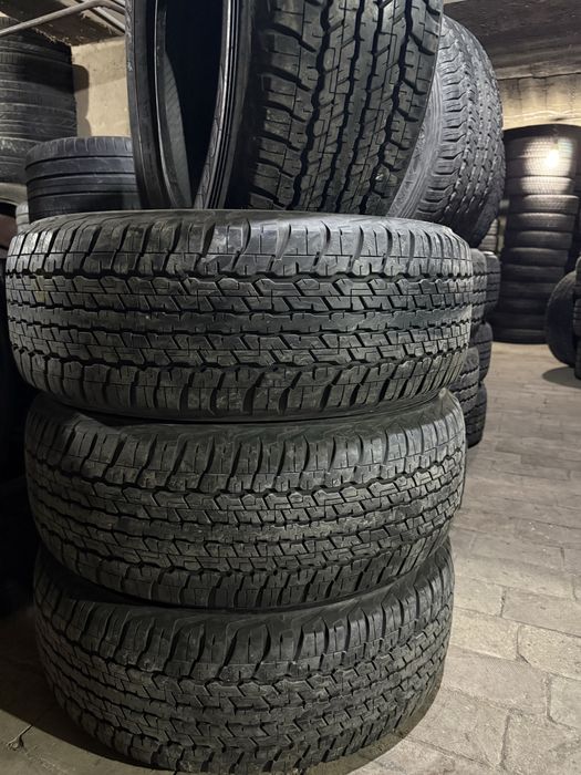 DUNLOP made in JAPAN 265/60/18