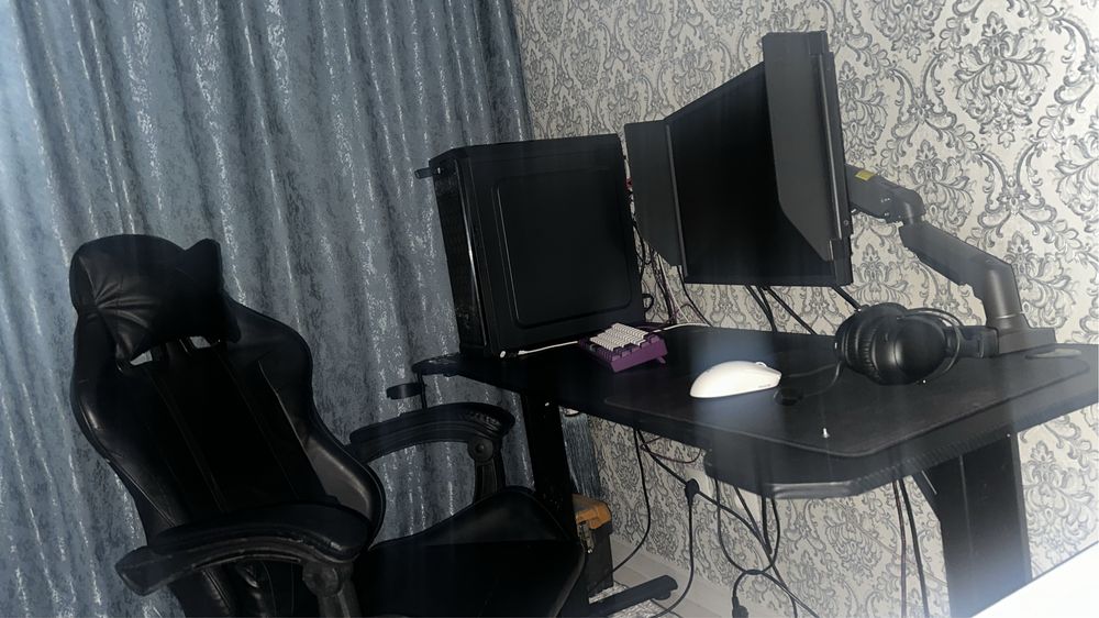 Продам комрьютер RTX 4060 intel core i5 12400 монитор zowie 240гц