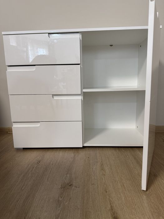 Бяла Комод Муун 1 врата и 4 чекмеджета