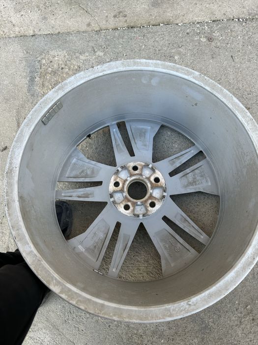 Jenți aliaj r19.skoda enyaq.cod:5la601025.b.