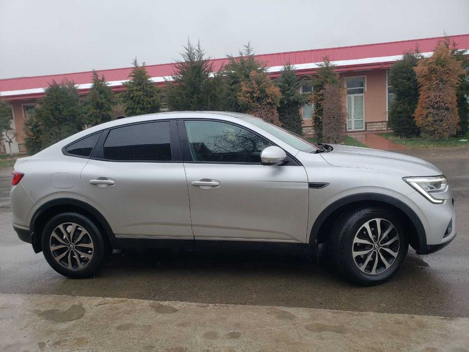 Renault Arkana sotiladi