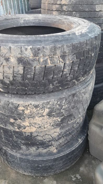 Продам резину на камаз
