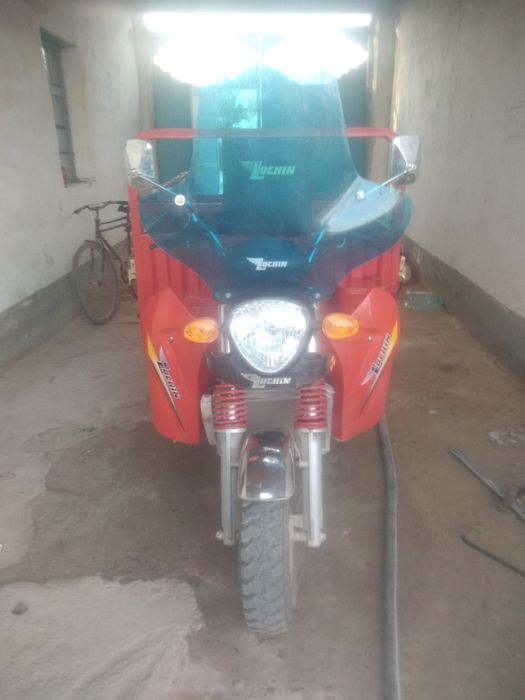 Lochin motosikil sotiladi yili 2023holati yangi