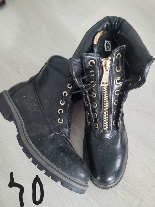 De vânzare ghete dama 45lei bucata