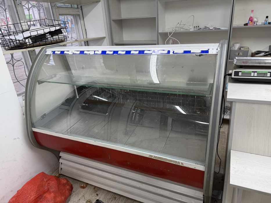 Витринный моразильник