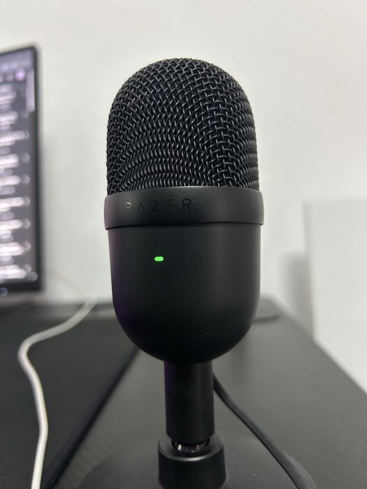 Микрофон Razer Seiren Mini Black