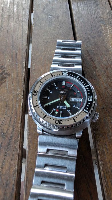 Ceas Seiko mod Tuna 43mm