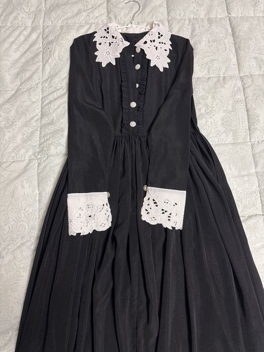 Продам красивое, черное платье