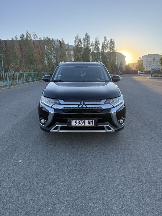 Продам Митсубиси Аутлендер