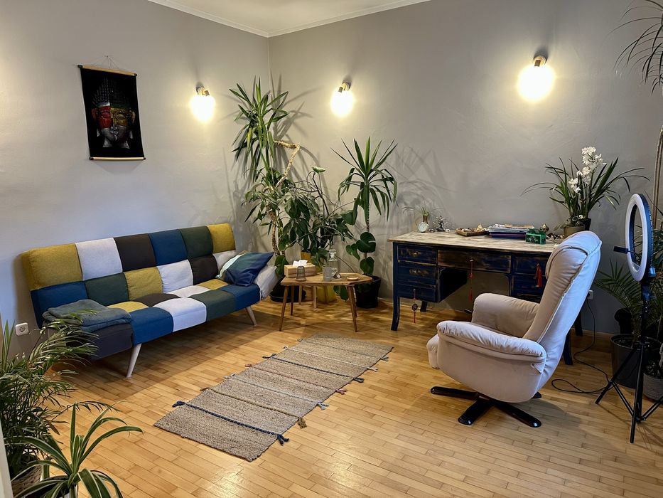 Имот ПОД НАЕМ, подходящ за офис, учебен център адв.Кантора и др.