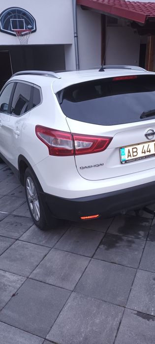 Nissan Qashqai  j11