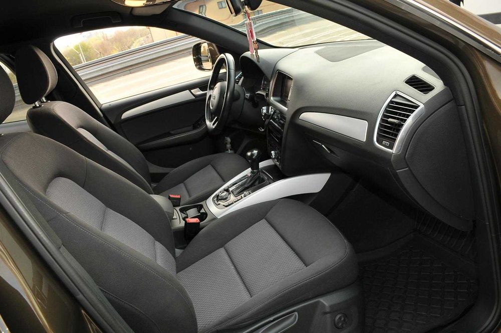 /// Audi Q5 2.0 TDI 190CP  Automata ///