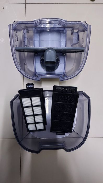 Пылесос Vitek VT-1833 с аквафильтром