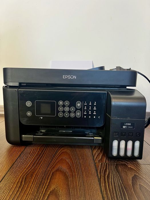 EPSON imprimanta multifunctionala