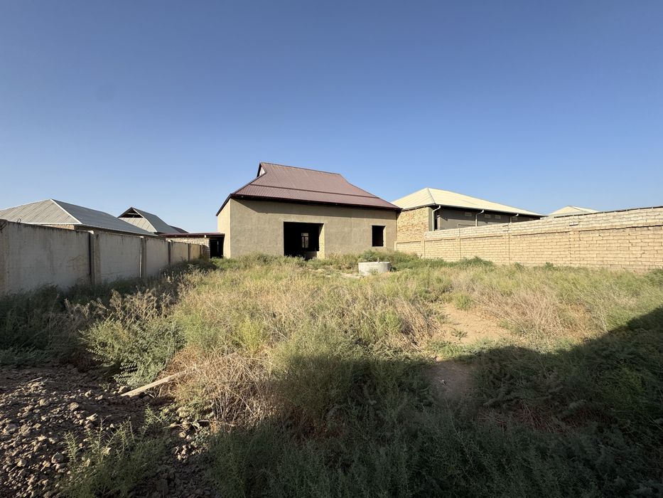 Ховли Сотилади Гунгон Махалласида  Жанубий саноат 15A