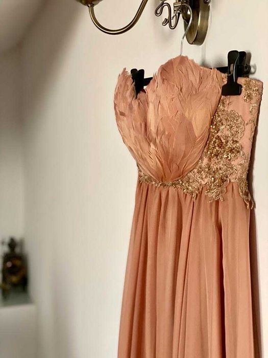 Rochie somon din matase naturala cu pene