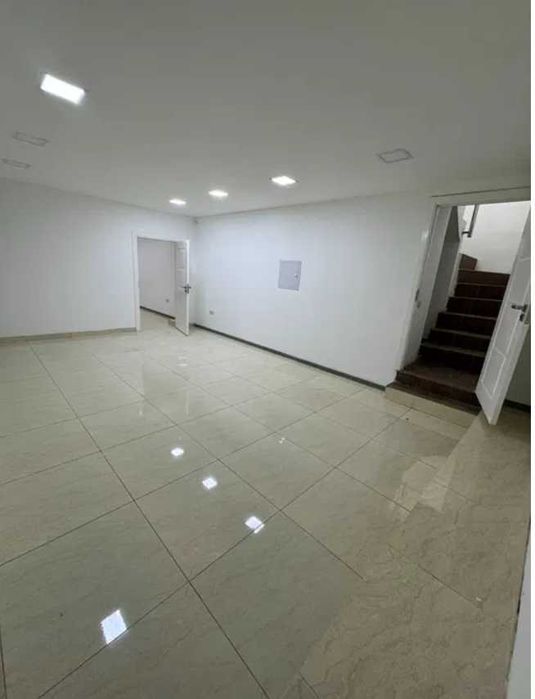 Помещение с арендатором ул. Кичик Халка Йули, 1-линия