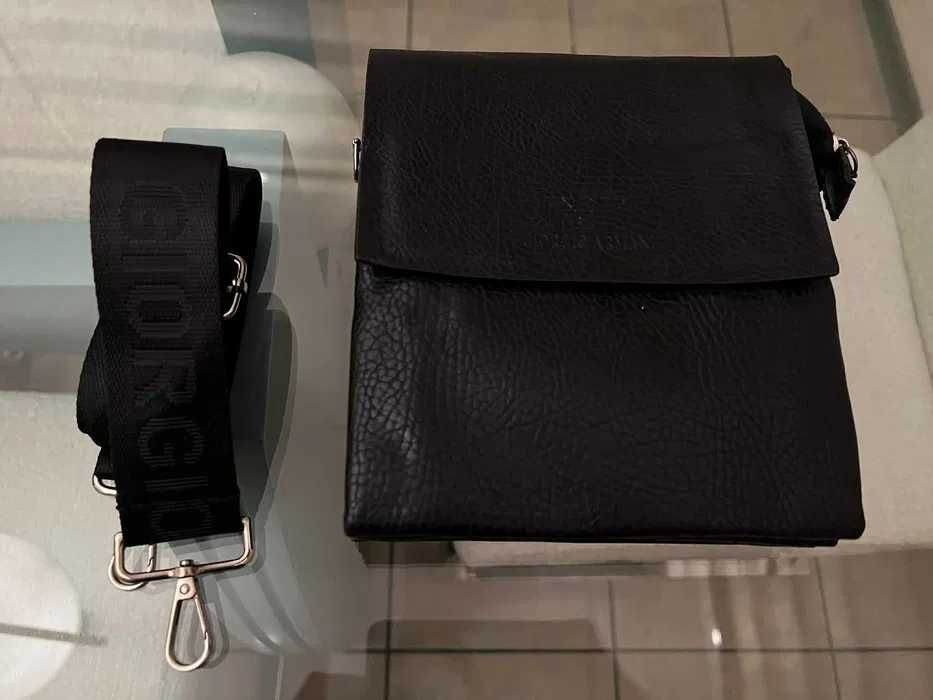 Кожена чанта на Giorgio Аrmani