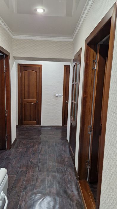 Продам 4 комн квартиру