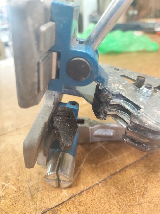 Ръчна чембер машина