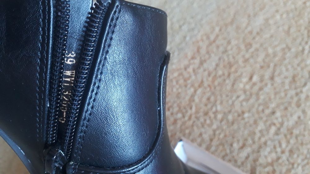 Елегантни  боти  Clara Barson 39