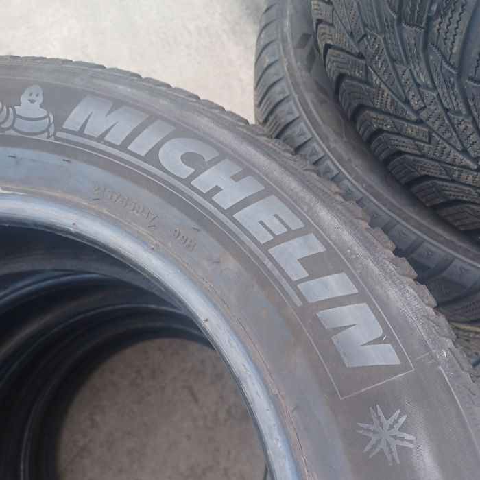 215 65 17 Michelin 4бр зимни дот 20