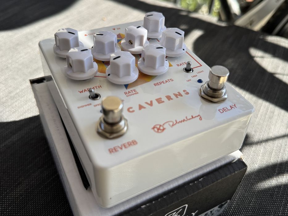 Pedala Keeley Caverns Delay Reverb v2
