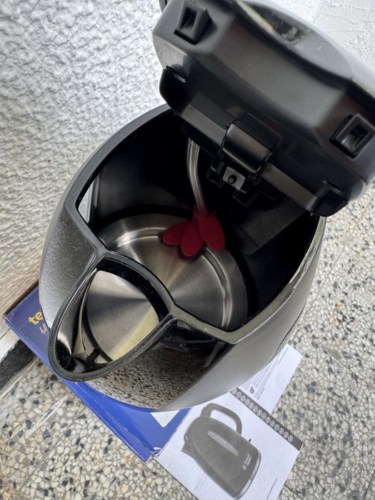 Електрическа Кана Russell Hobbs Textures Plus 22591-70, 2400W LED 360°