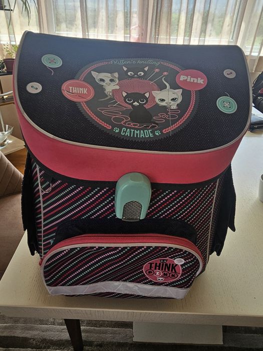 Ученическа раница Ars Una Think Pink - Compact.