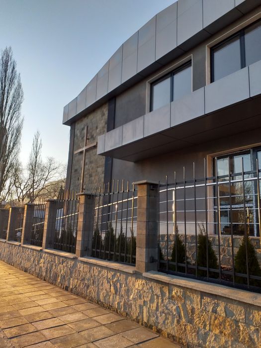 Огради и подпорни стени