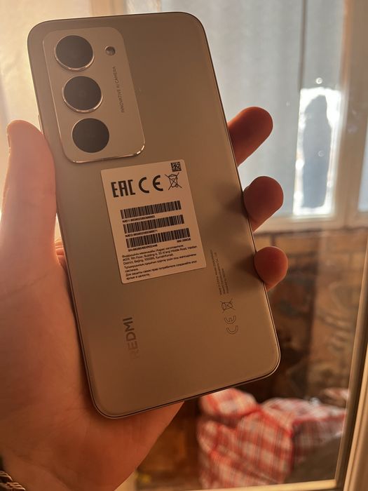 Продам телефон, телефону 2 месяца