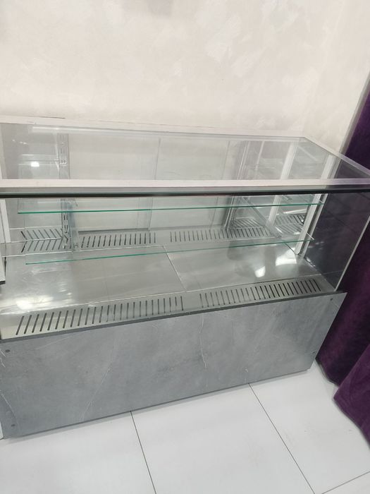 Vitrina Xolodilnik 350$