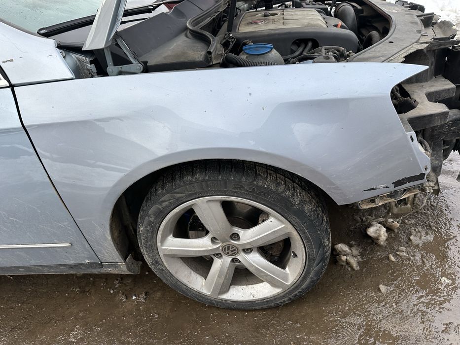 Aripă dreapta fata Volkswagen Vw Passat B6