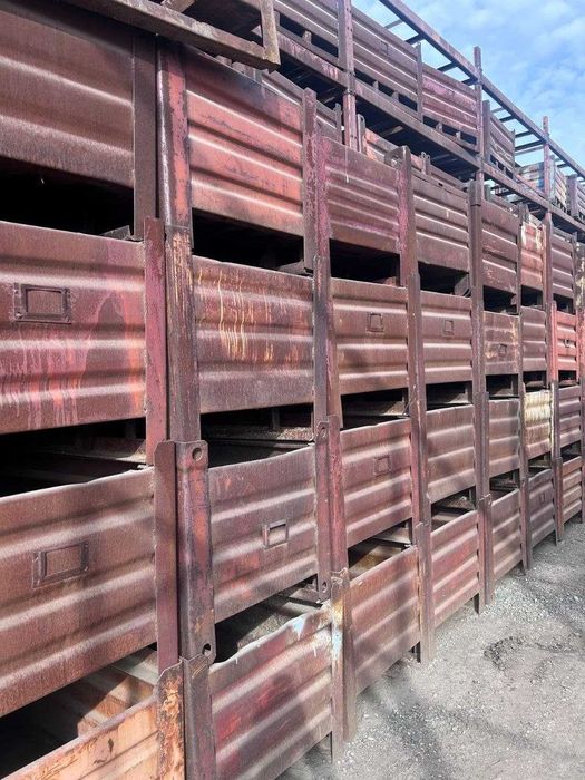 Продам поддон металический