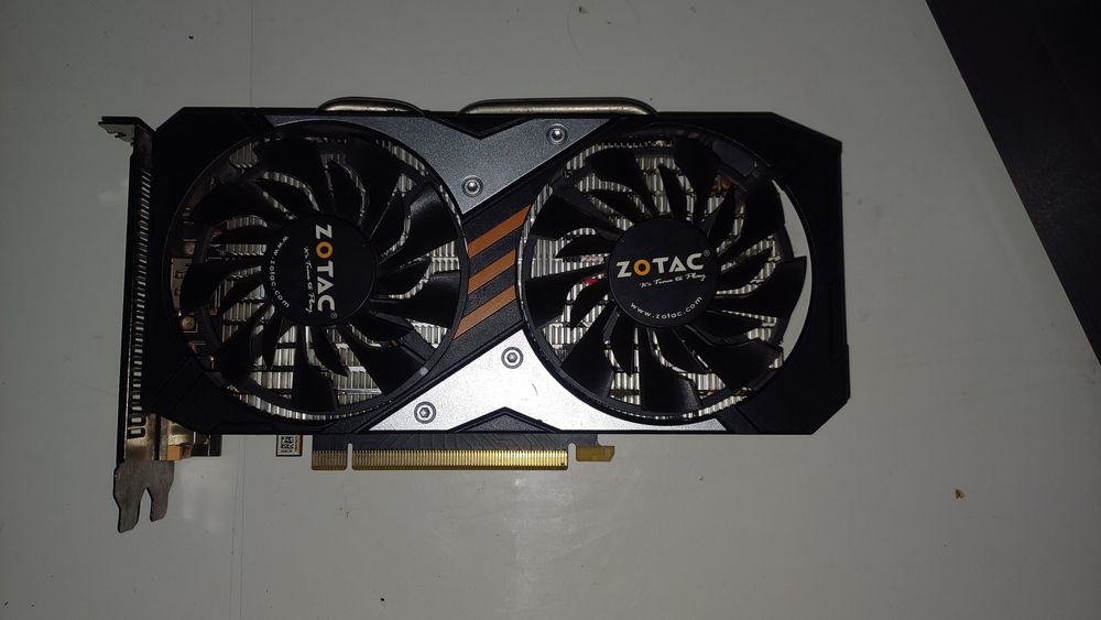 Видеокарта GTX 950 Zotac
