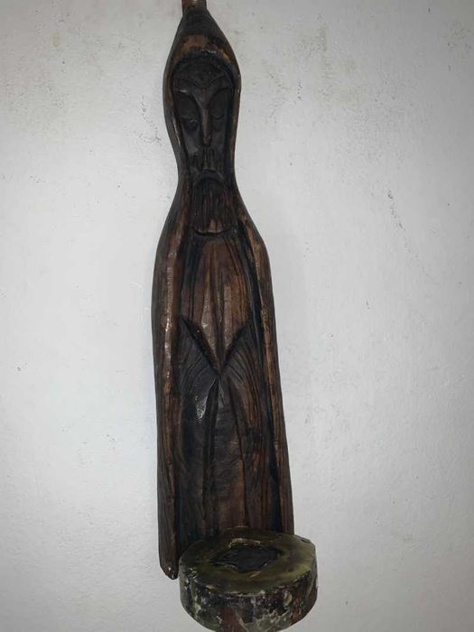 Suport de lumanare din lemn sculptat pt perete