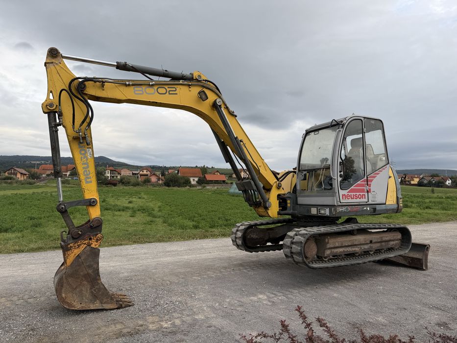 De vanzare sau da inchiriat excavator de 8 tone